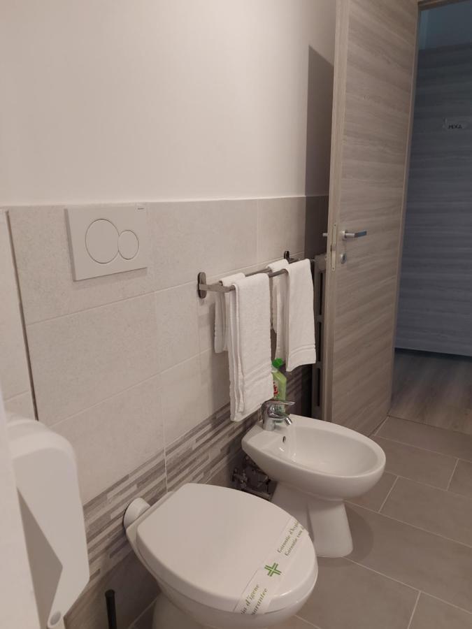 Fare Bnb - Room Del Parco Reggio Emilia Ngoại thất bức ảnh