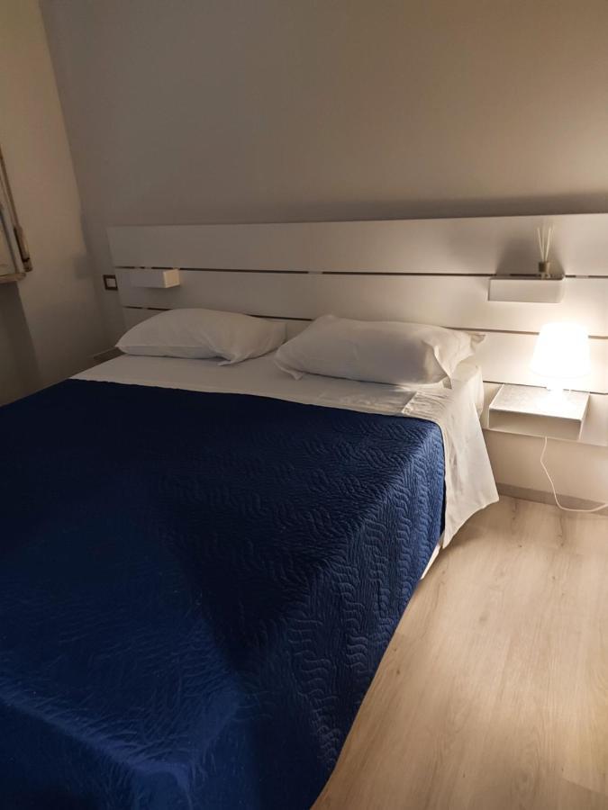 Fare Bnb - Room Del Parco Reggio Emilia Ngoại thất bức ảnh