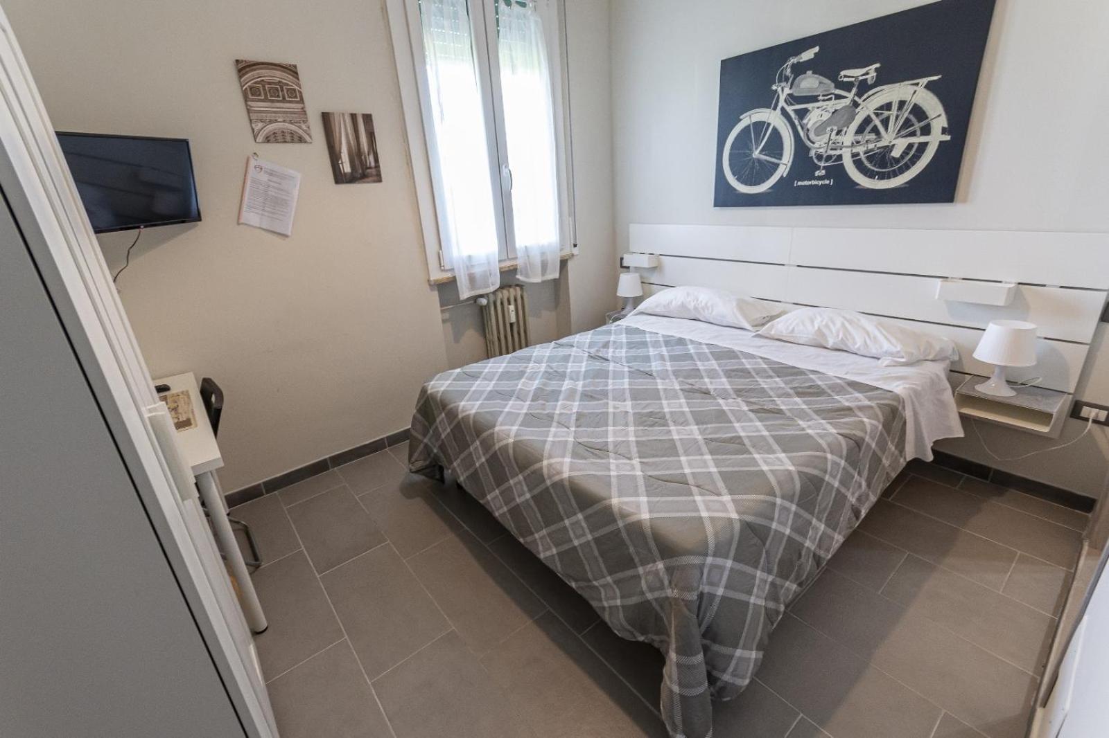 Fare Bnb - Room Del Parco Reggio Emilia Ngoại thất bức ảnh